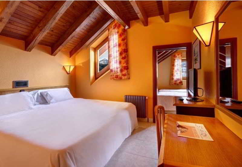 San Anton Benasque Hotel Ngoại thất bức ảnh