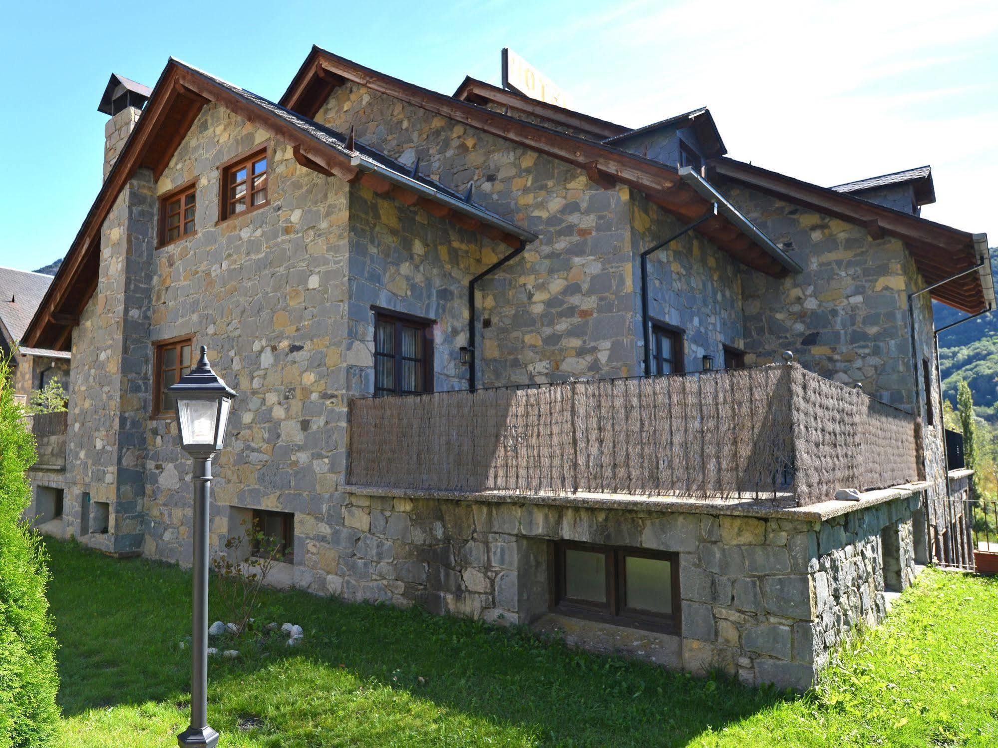 San Anton Benasque Hotel Ngoại thất bức ảnh